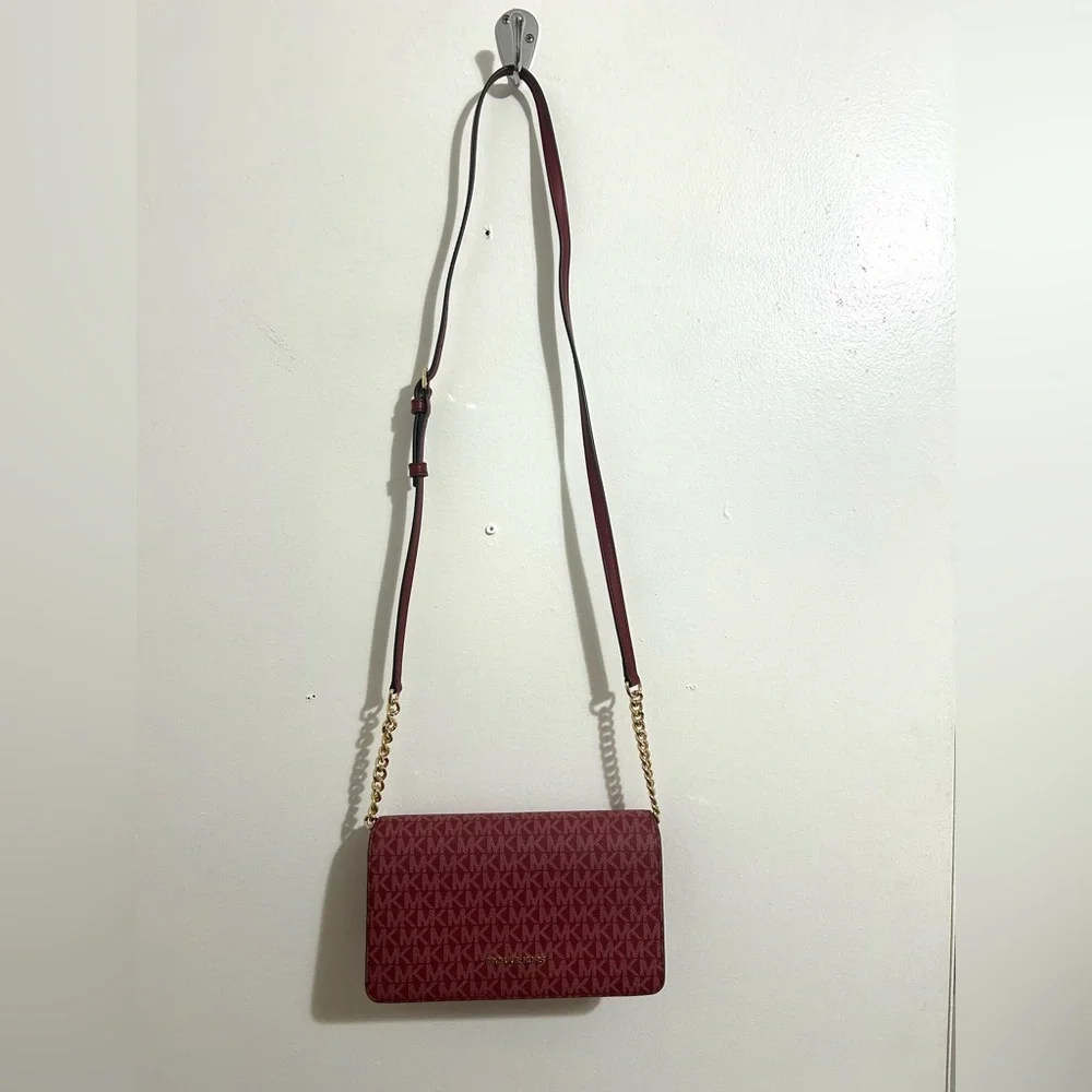 NWT Michael Kors Jet Set Medium Signature Logo‎ Crossbody Bag